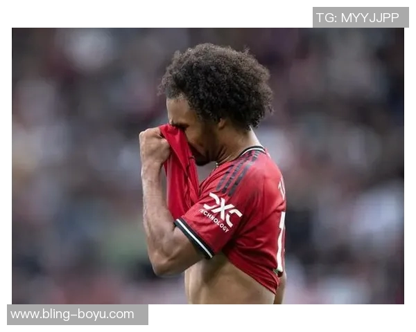 古利特认为齐尔克泽加盟米兰更合适曼联选择是错误决策